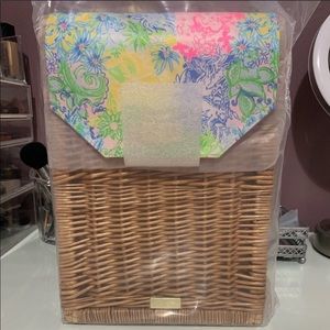 New Lilly Pulitzer Wicker Wine Basket